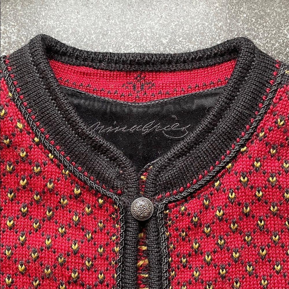 Dale of Norway Vintage Cardigan Sweater Women’s Large (L) Red Black Floral - Picture 9 of 15